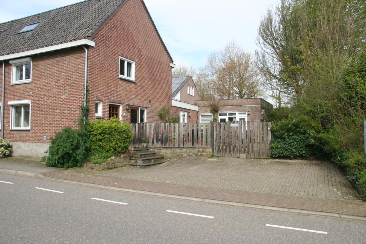Gulpdal Vakantiewoningen. 古尔彭 外观 照片
